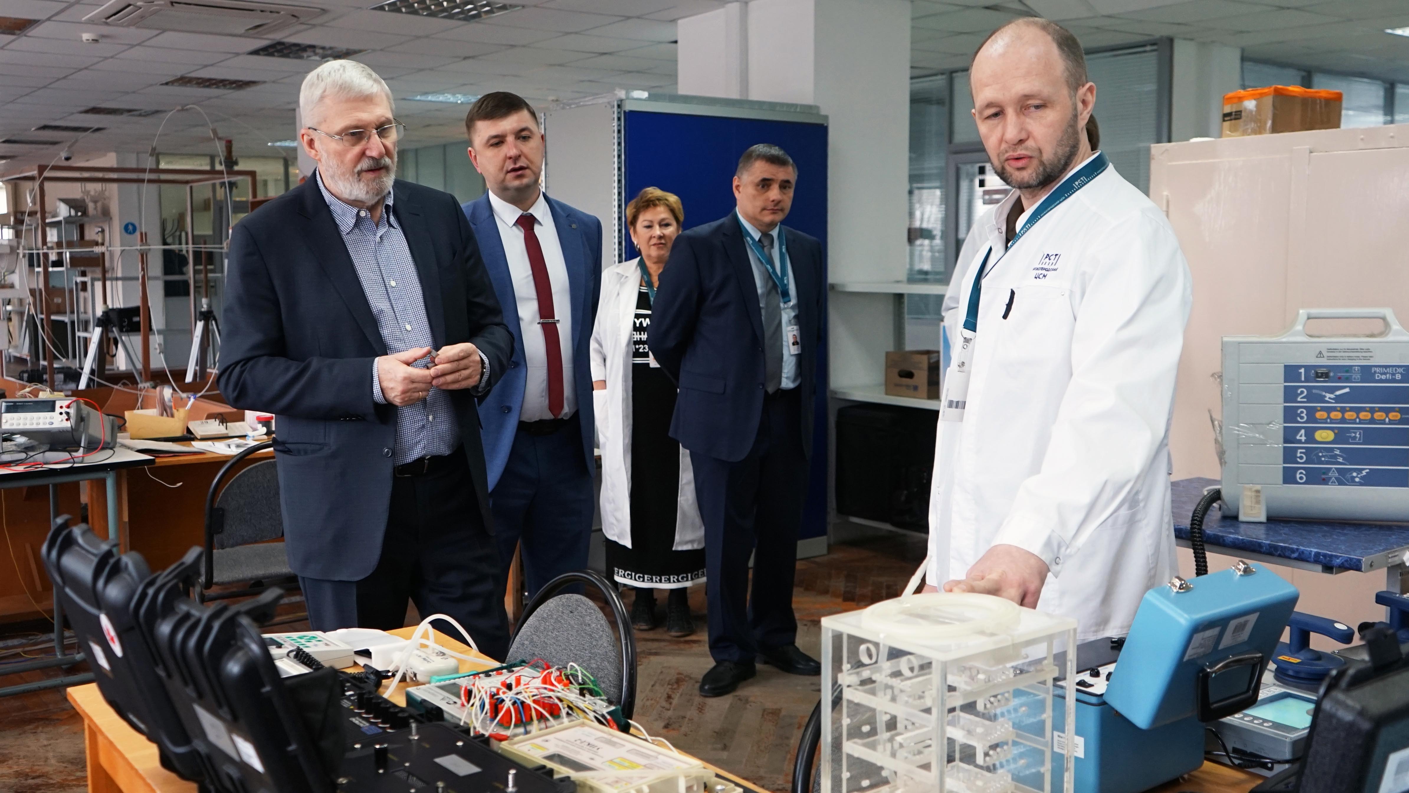 Председатель Правления Ассоциации нижегородских частных медицинских центров Алексей Душкин посетил Нижегородский ЦСМ